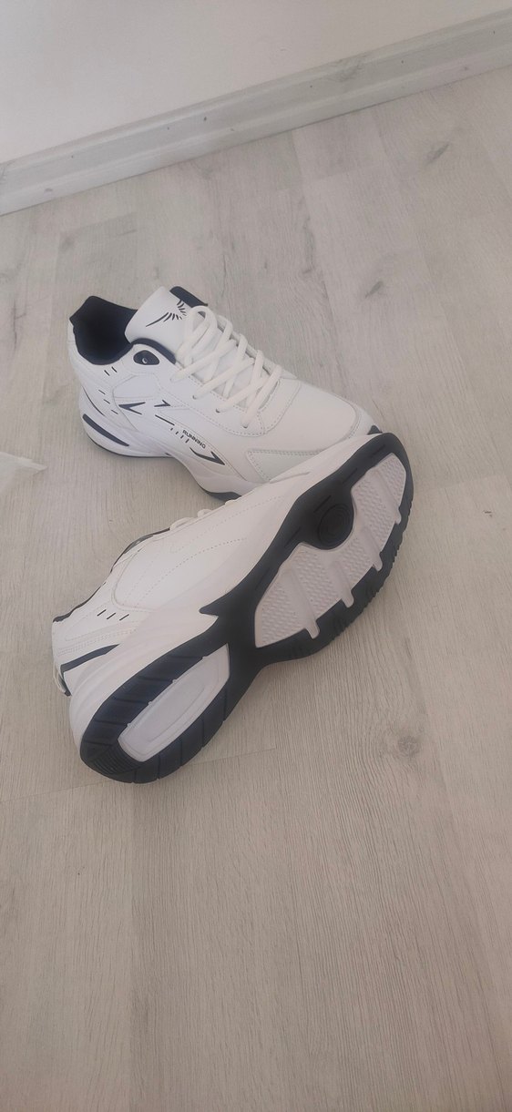 Gri Detaylı Beyaz Erkek Spor Ayakkabı - Görsel 3