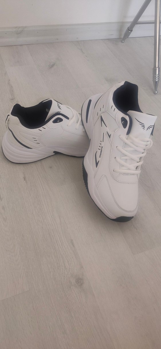 Gri Detaylı Beyaz Erkek Spor Ayakkabı - Görsel 4