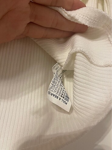 l Beden Pull and bear beyaz body