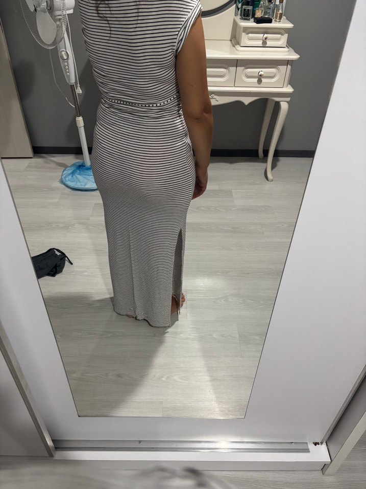 Çizgili uzun elbise - Görsel 3