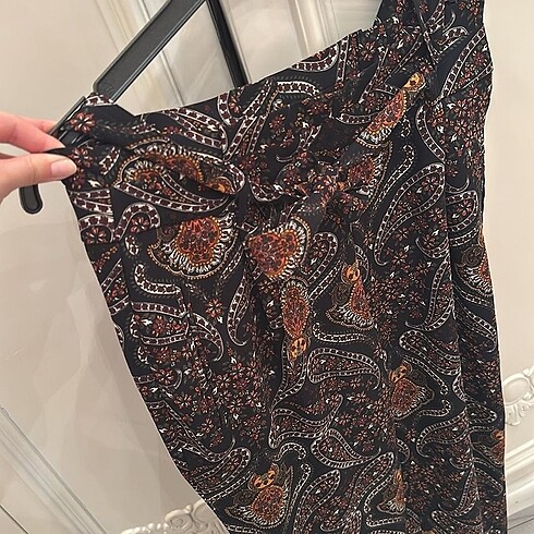 Stradivarius Stradivarius 40 beden uyumlu şal desen havuç kesim pantolon. Hiç
