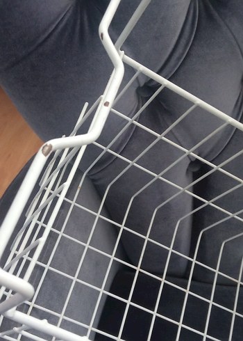 Beden Renk Beyaz Metal Dolap Düzenleyici Sepet