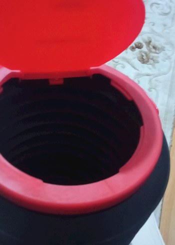 Kırmızı Üst Kapaklı katlamalı Çöp Kutusu