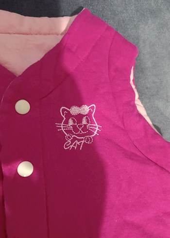 Kız Çocuk Pembe Düğmeli Yelek - Görsel 3