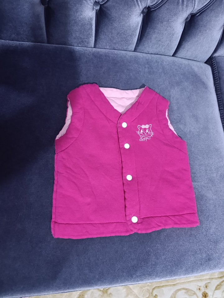 Kız Çocuk Pembe Düğmeli Yelek - Görsel 2