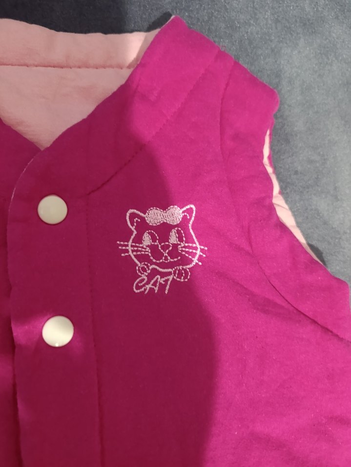 Kız Çocuk Pembe Düğmeli Yelek - Görsel 3