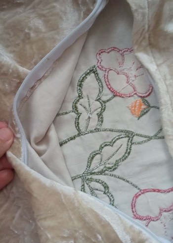 Koyu Pembe Nakışlı Kırlent Kılıfı Seti - Görsel 8