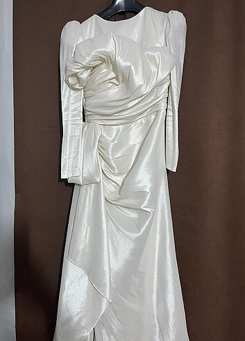 Nişan Elbisesi - Görsel 12