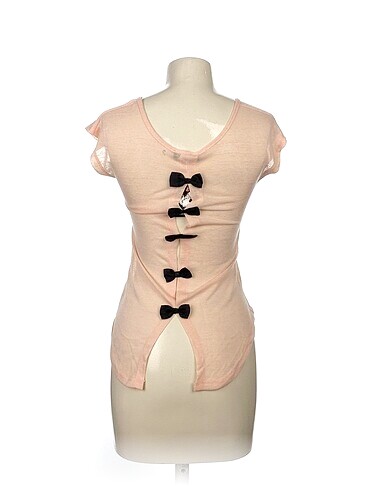 s Beden Diğer T-shirt %70 İndirimli.