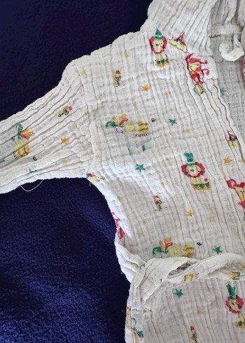 Çocuk Kapüşonlu Baskılı müslin Bornoz - Görsel 3