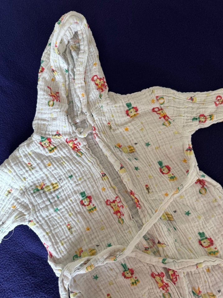 Çocuk Kapüşonlu Baskılı müslin Bornoz - Görsel 2