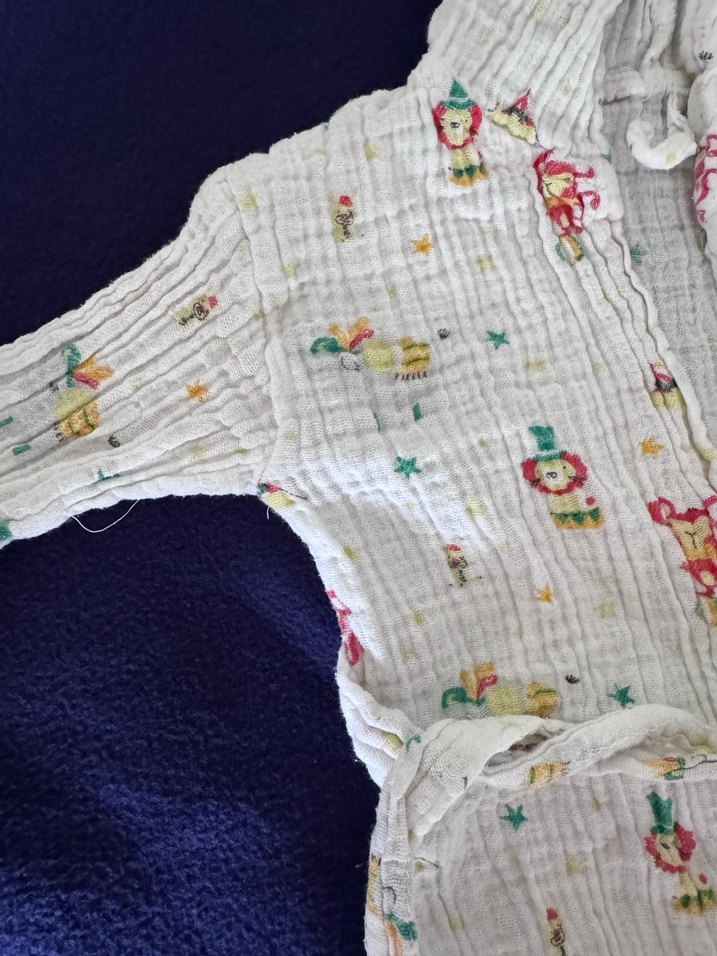 Çocuk Kapüşonlu Baskılı müslin Bornoz - Görsel 3