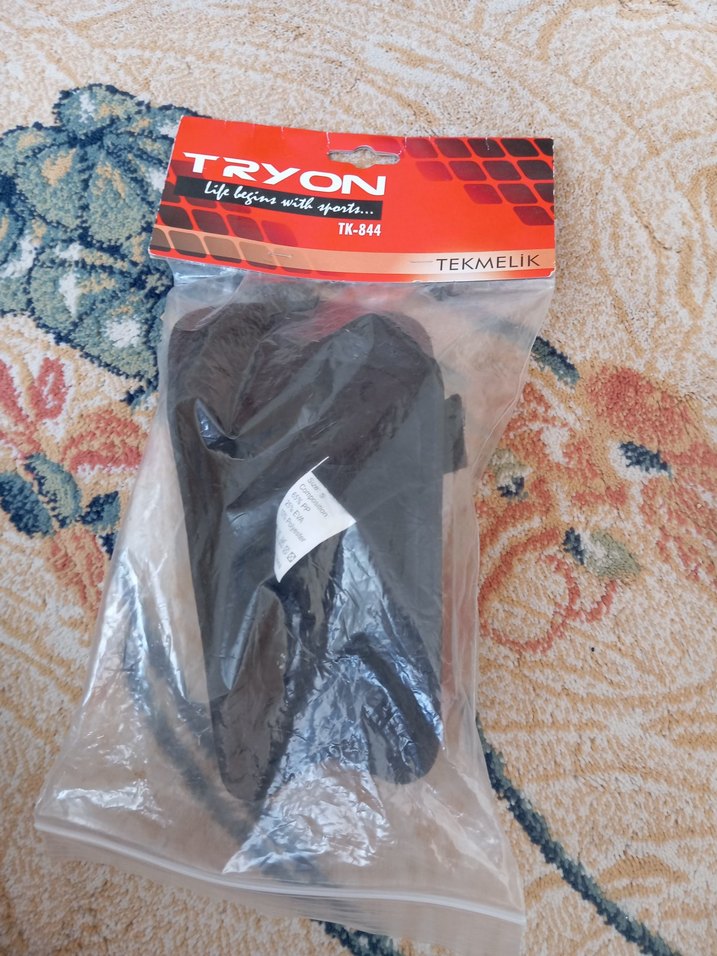 Tryon Siyah Motosiklet Dizlik Velcro Bantlı - Görsel 2