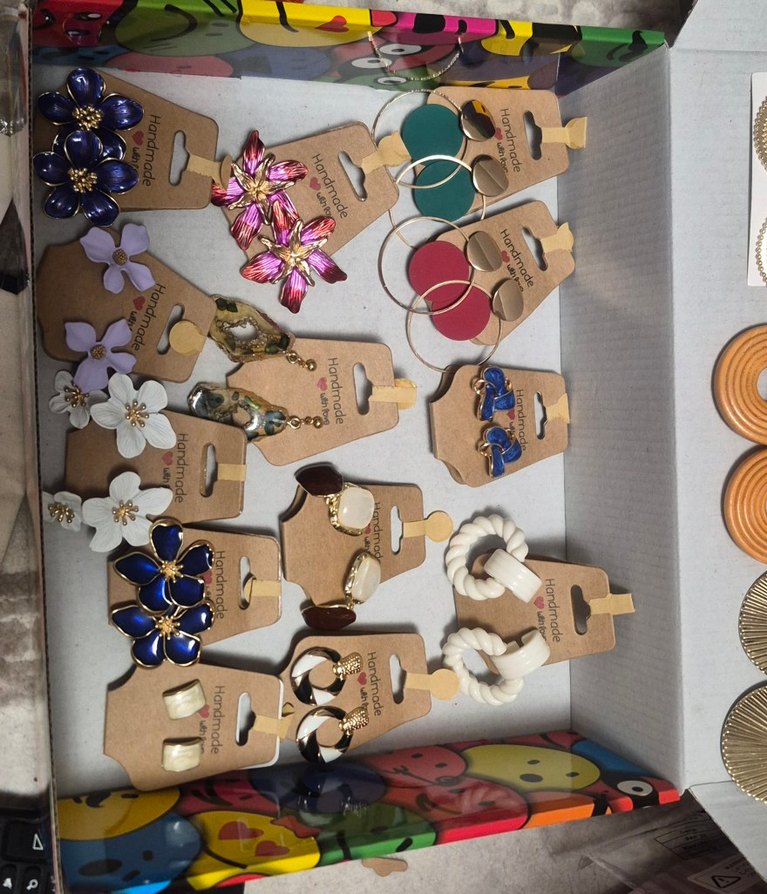 Renkli Boncuklu Bohem Mini Küpeler - Görsel 2