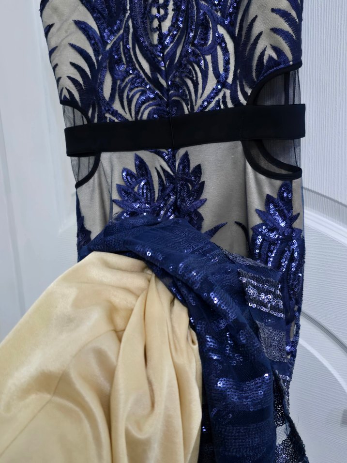 Nakışlı Pul işlemeli Lacivert Uzun Abiye Elbise - Görsel 4