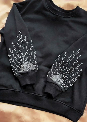 Siyah boncuk işlemeli kadın bluz - Görsel 2