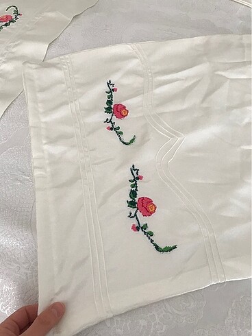 Beden beyaz Renk Çift kişilik kaneviçeli yatak örtüsü