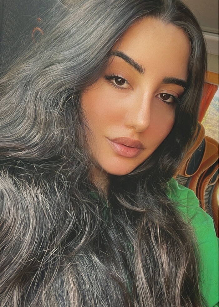 Kişiye özel bakım kremi hazırlanır .
 - Görsel 2