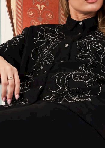 Uzun Kollu Siyah Kadın Süet Gömlek - Görsel 2