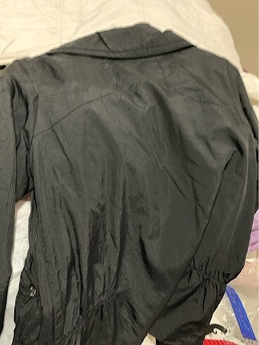 Nike ince yağmurluk siyah - Görsel 3