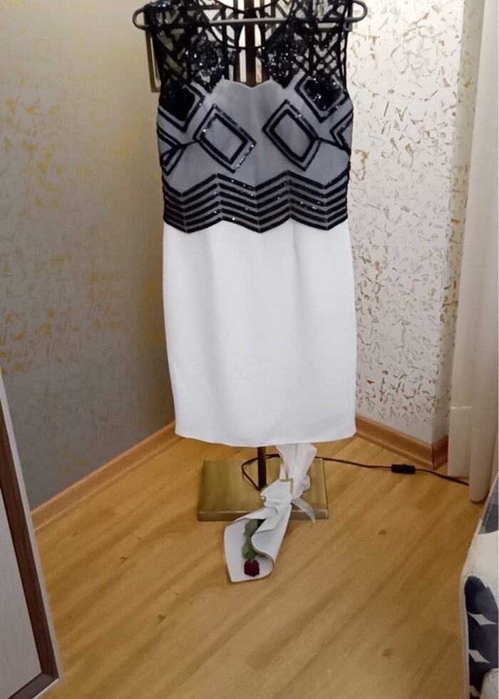 Gece Elbisesi Abiye Siyah Beyaz - Görsel 2