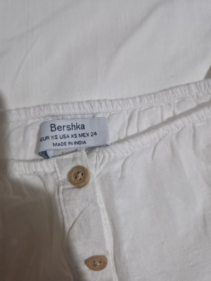 Kız Çocuk Beyaz Keten Düğmeli Bluz - Görsel 2