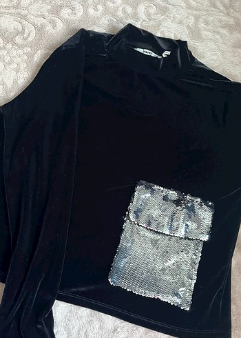 Siyah Payetli Uzun Kollu Boğazlı Bluz - Görsel 2