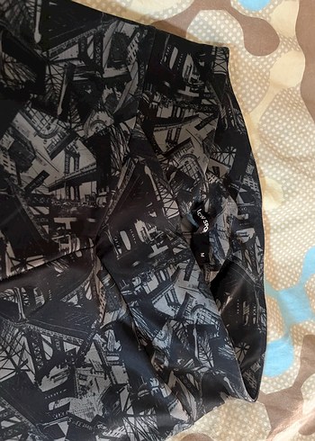 Gri Desenli Kadın Tayt - Görsel 3