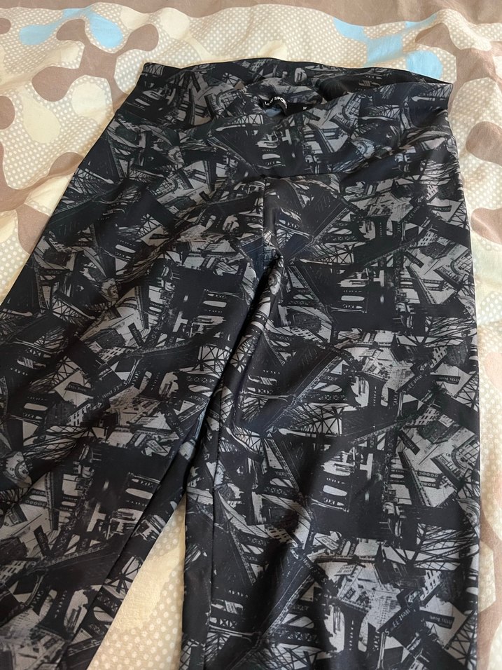 Gri Desenli Kadın Tayt - Görsel 2