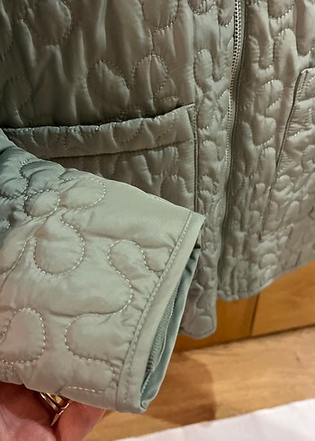 Yeşil  Kapüşonlu Kız Montu - Görsel 3