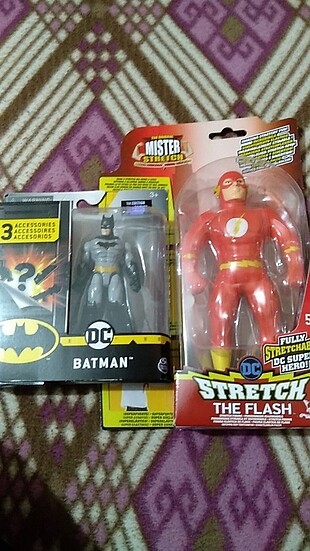 Batman ve flash dc karekterleri