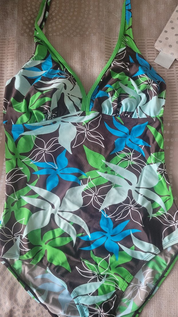 Desenli az kullanılmış mayo - Görsel 4