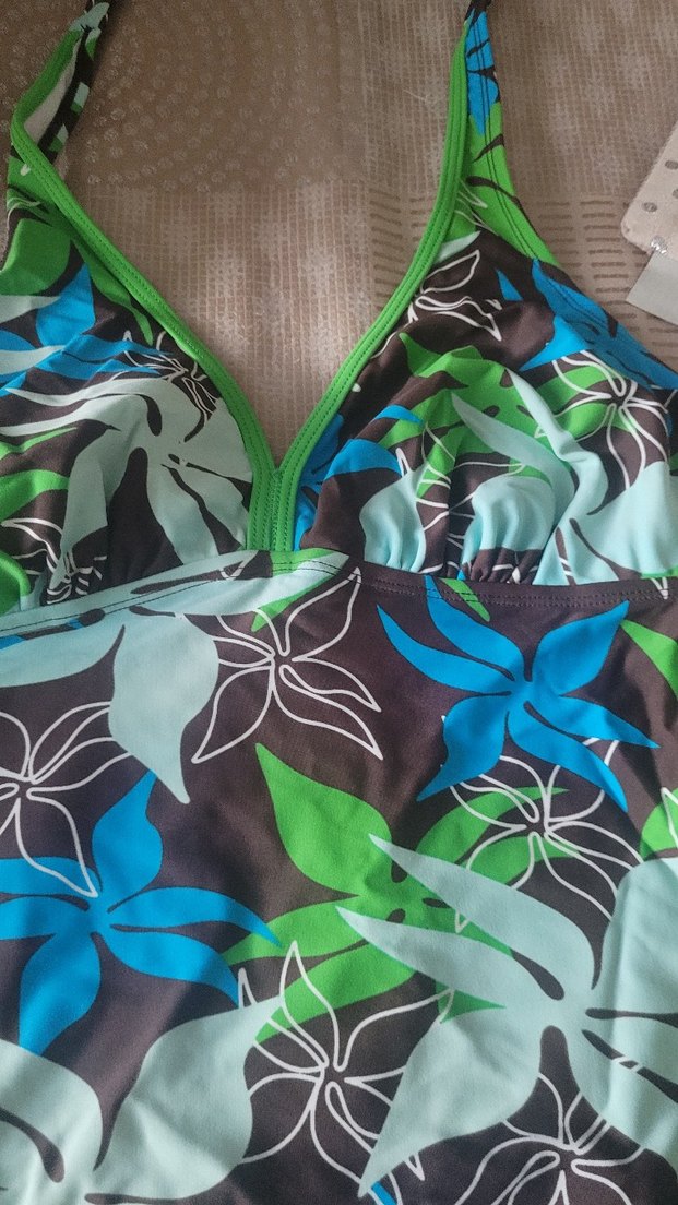 Desenli az kullanılmış mayo - Görsel 3