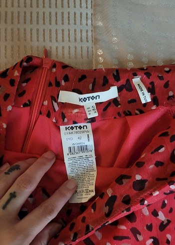 Kırmızı Desenli Volanlı Midi Kadın Etek - Görsel 3