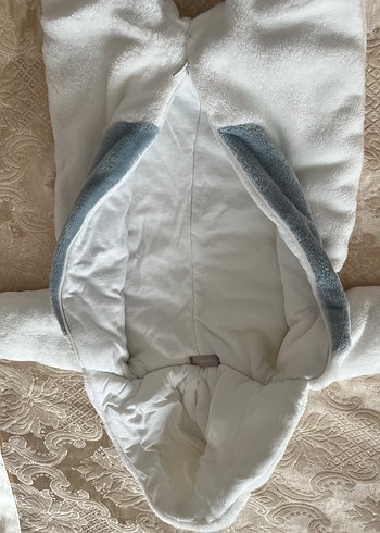 Gri Detaylı Beyaz Erkek Bebek Tulumu - Görsel 5