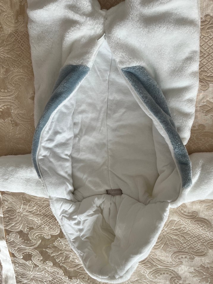 Gri Detaylı Beyaz Erkek Bebek Tulumu - Görsel 5