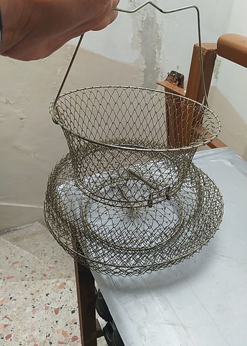 Diğer gümüş rengi paslanmaz çelik yengeç sepeti