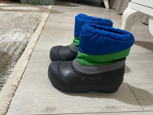 24 Beden Çocuk bot adidas