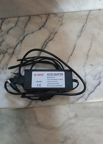 HERZ Siyah AC/DC Adaptör 12V 3A - Görsel 3