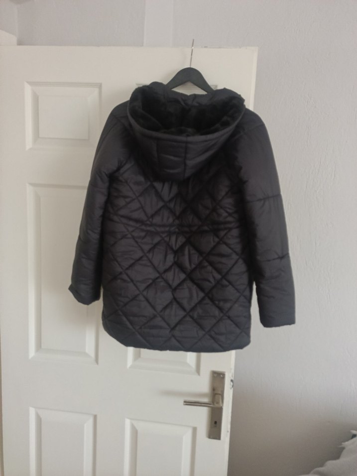 LCW Waikiki kışlık mont 12-13 yaş - Görsel 3