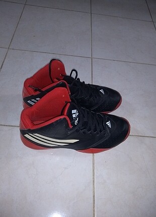 Orjinal Adidas basketbol ayakkabısı 46 no