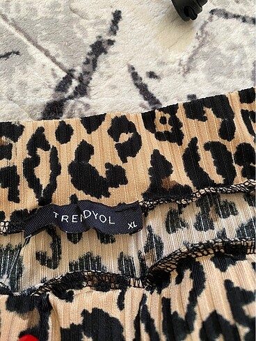 Trendyol & Milla Leopar etek