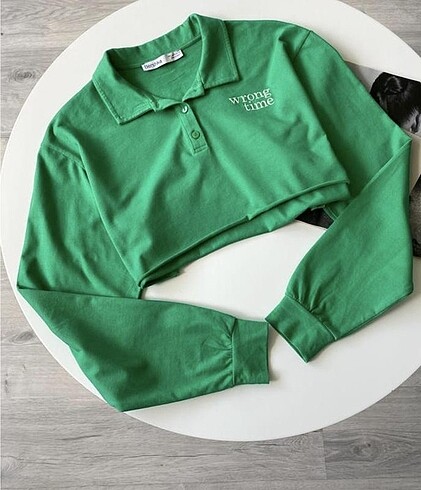 Bershka uzun kollu crop