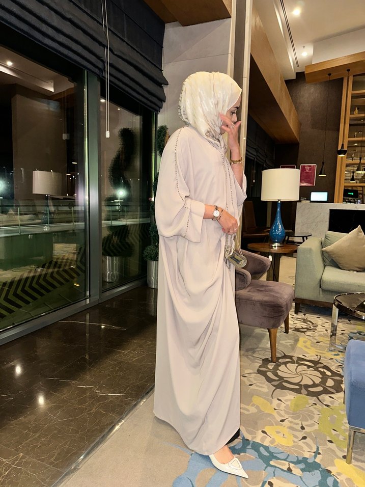 Düz işlemeli Abaya - Görsel 5