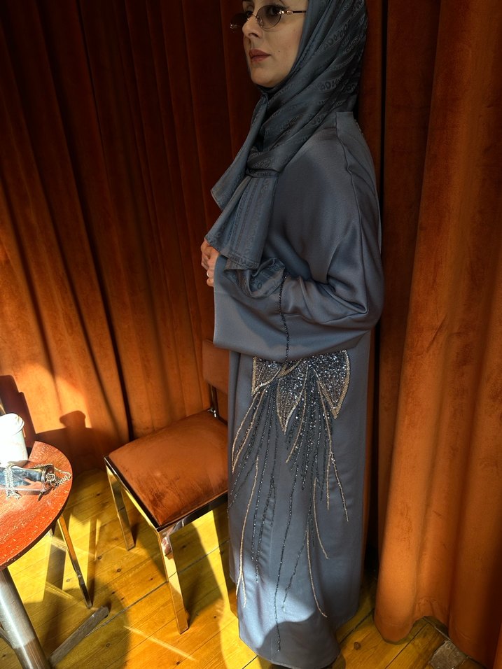 Gümüş renk ful işleme abaya - Görsel 3