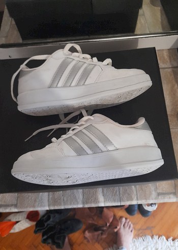 Adidas spor ayakkabı  - Görsel 2