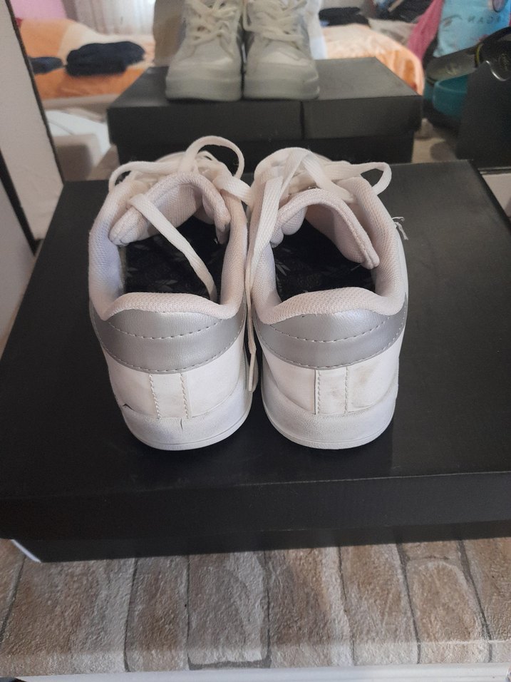 Adidas spor ayakkabı  - Görsel 5