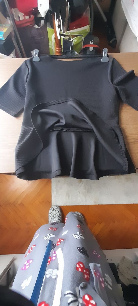 Kısa Kollu Siyah Mini Bluz - Görsel 4