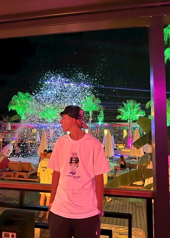 Beyaz Tie-Dye Oversize Tişört - Görsel 2