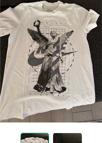 Nike Beyaz Grafik Tisort